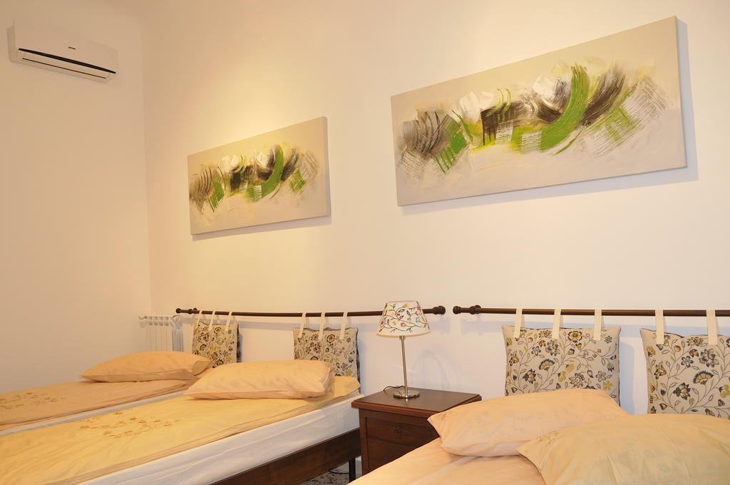 Appartamento Conte Vittorio Rome Buitenkant foto